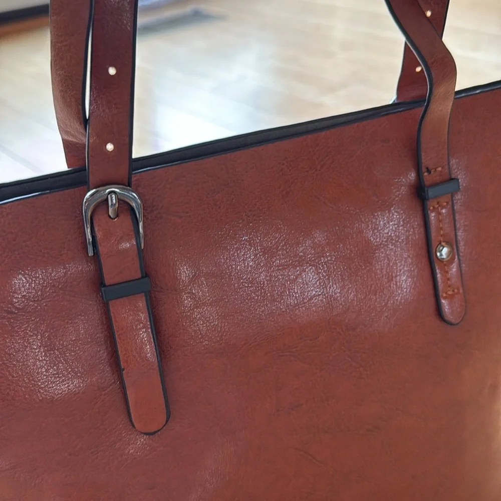 Brown Leather tote Bag with Adjustable Straps